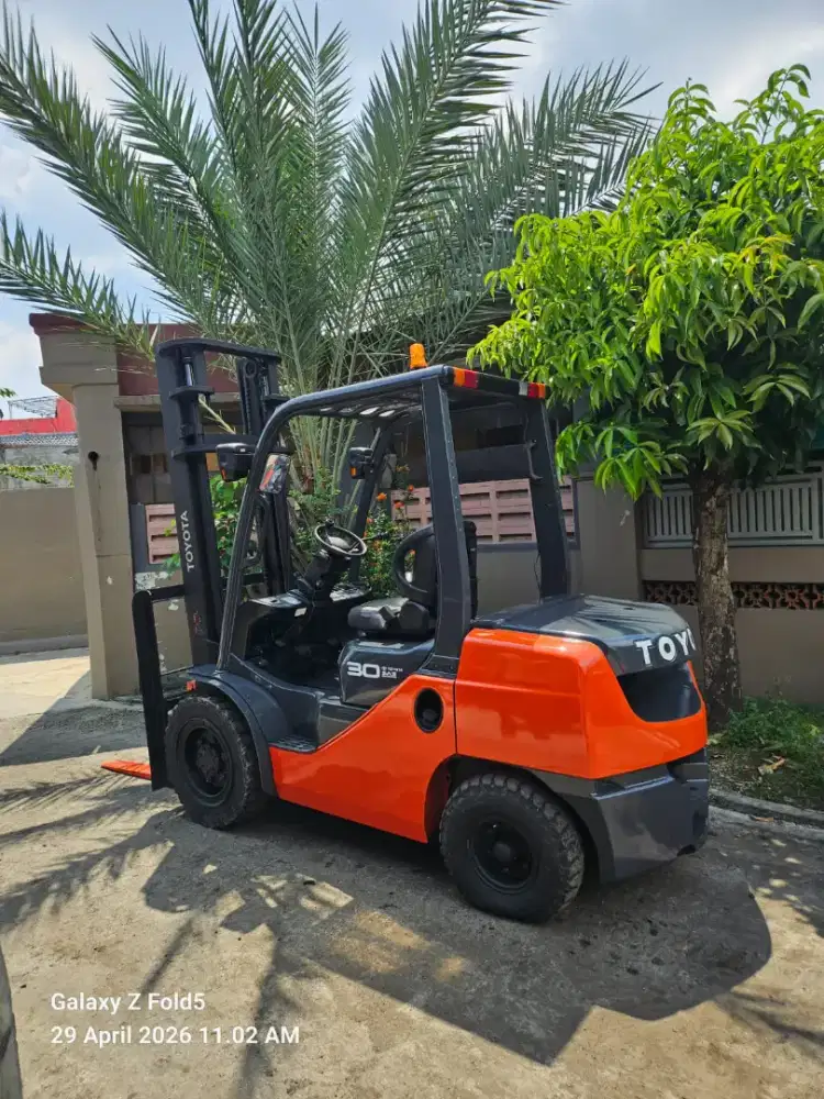 Forklift Toyota 3 Ton,Matic,Tiang 4 Meter,1DZ-II,8FD30,Tahun 2020