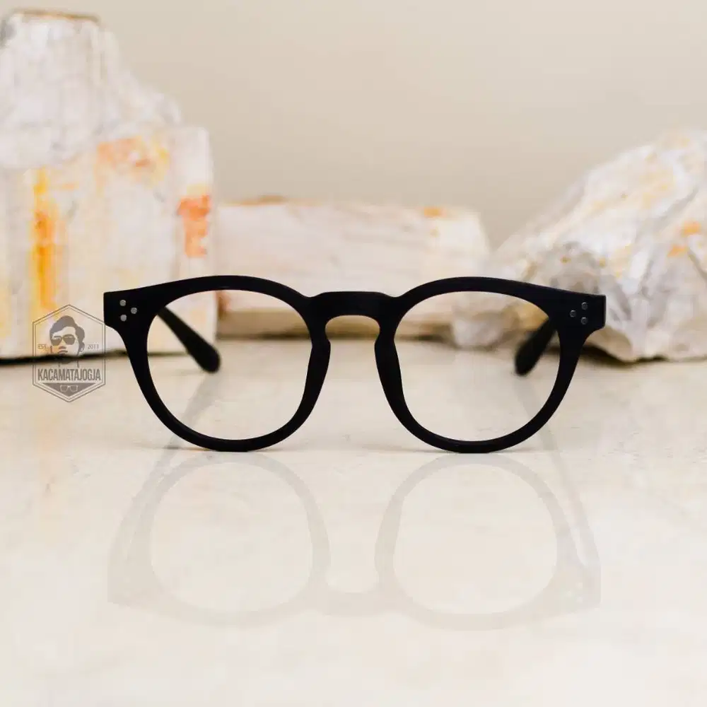 Kacamata Jogja - Kacamata Premium Semi Bulat Tebal - Sadhana 03