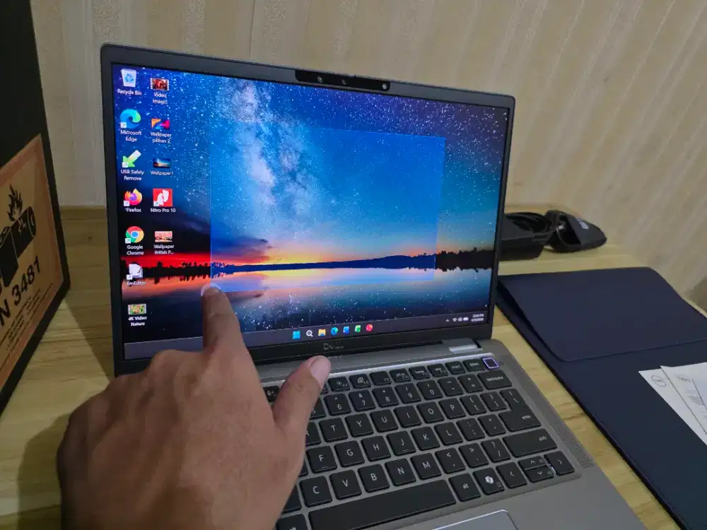 Laptop Dell Latitude 7350 Ultra 7 Ram 32gb Touch mrp XPS X1 Carbon Mac