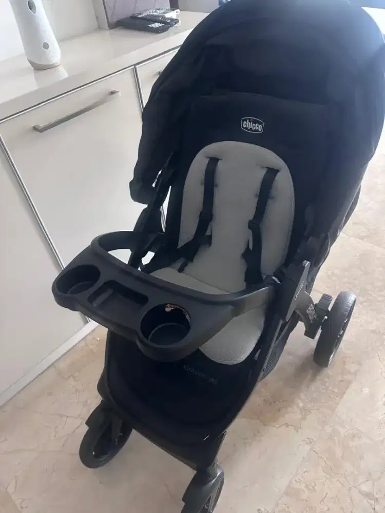 Stroller Chicco Bravo LE ClearTex Quick-Fold StrollerBlack