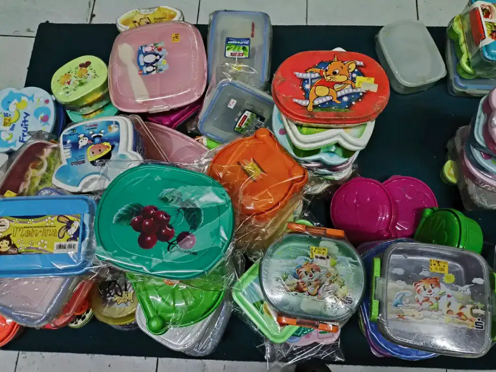KOTAK BEKAL MAKAN ANAK