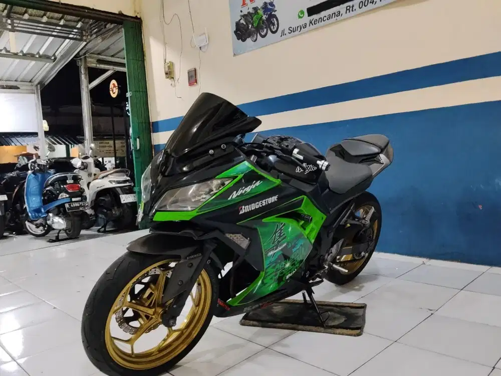 dijual cepat kawasaki ninja fi 250cc 2016 surat lengkap