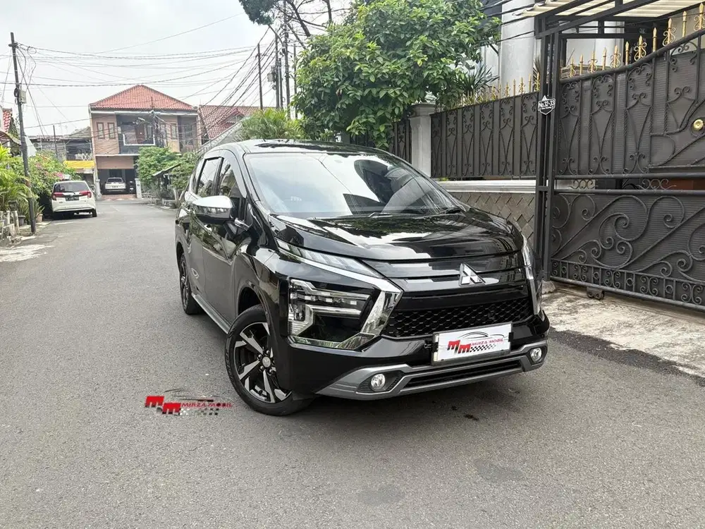 Mitsubishi Xpander Ultimate 1.5 AT 2023 Hitam