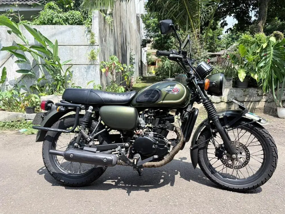 Kawasaki W175 SE tahun 2018 Full Modif