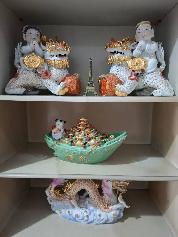 Di jual patung jadul