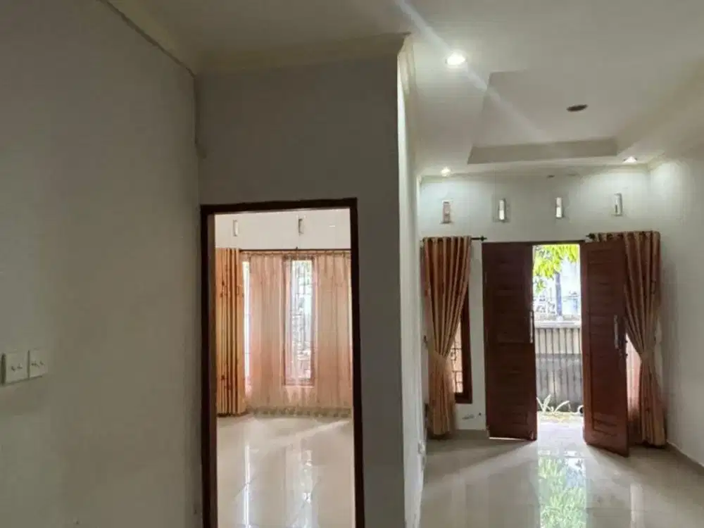 JUAL RUMAH DI PUSAT KOTA