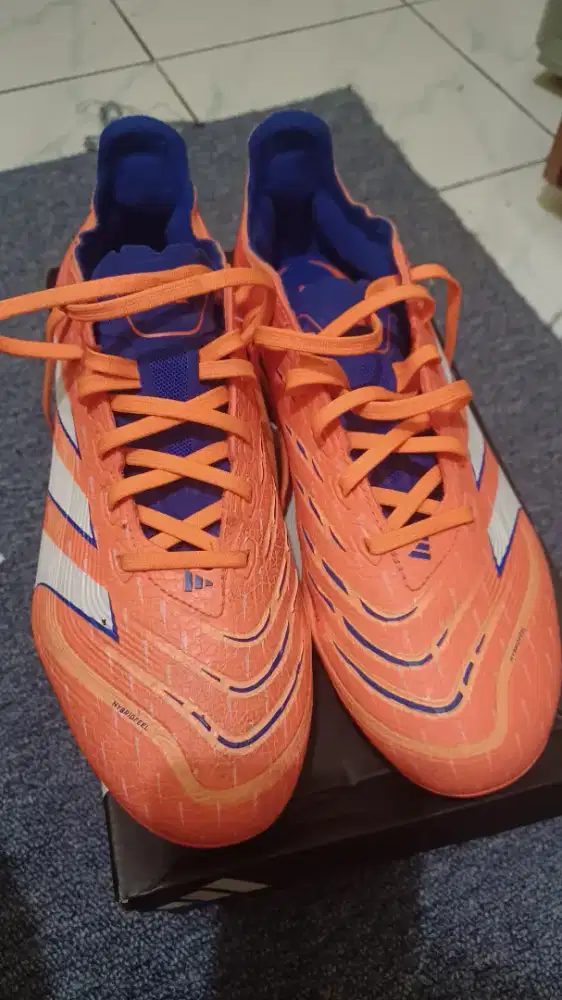 SEPATU ADIDAS PREDATOR