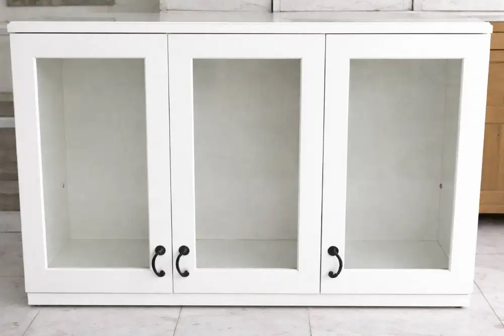 KABINET GANTUNG 3 PINTU KACA - DAPUR AUTO RAPI & ESTETIK