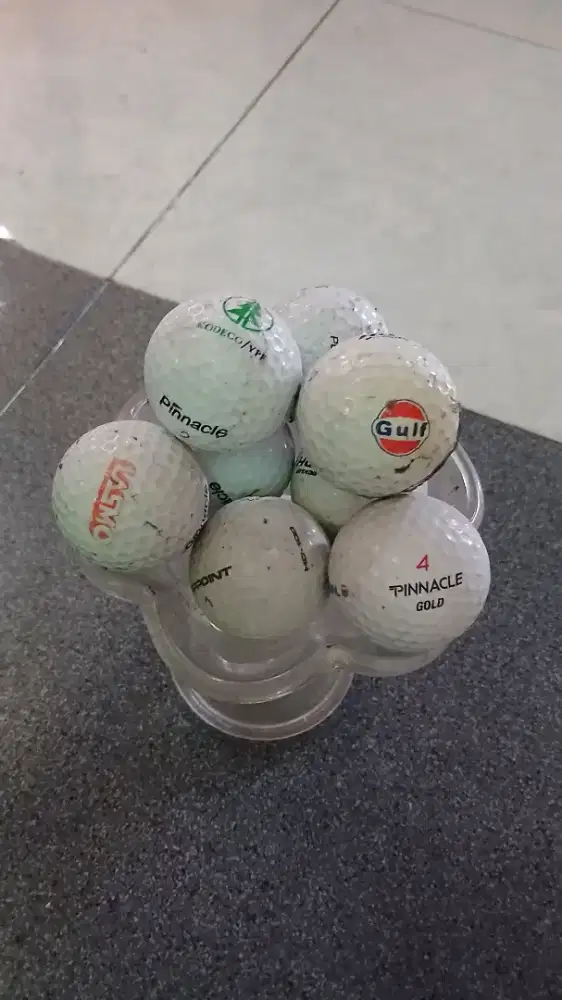 Bola Golf murah mulus merk Ternama like new.