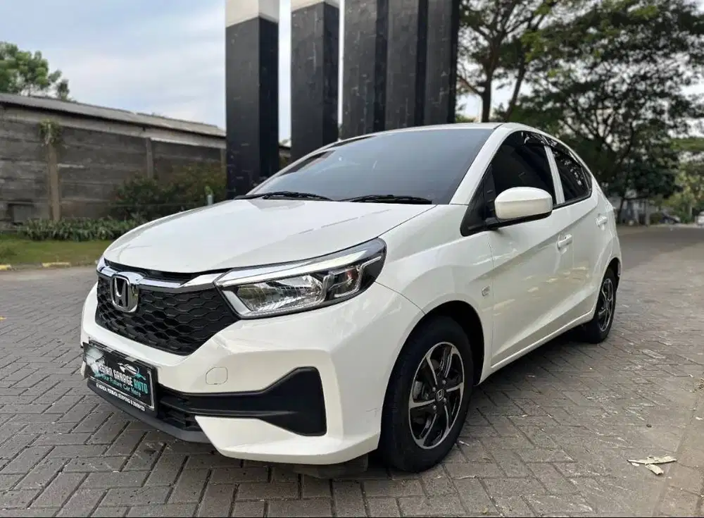 LOW KM 4rb perak! Honda Brio E Matic 2025