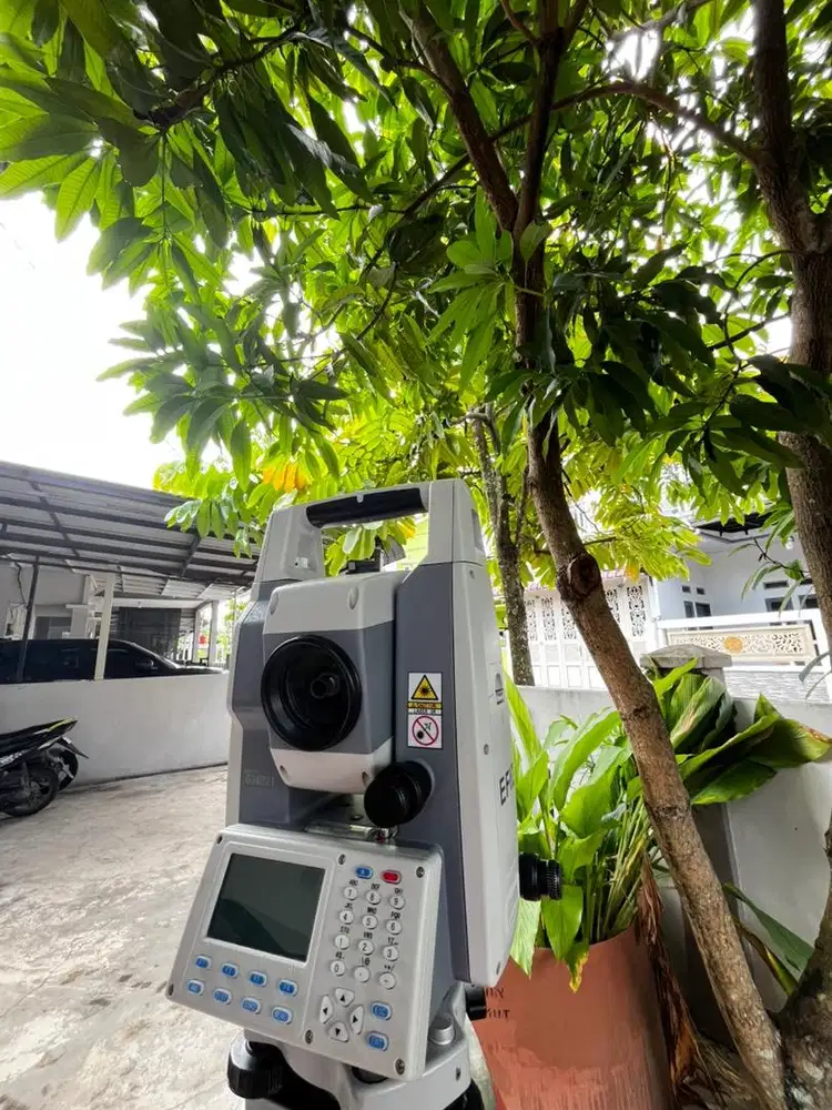 Total station EFIX ETSR4