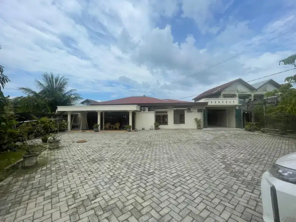 dijual tanah dan bangunan 2,5jt/meter