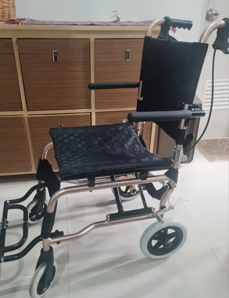 Kursi Roda Traveling