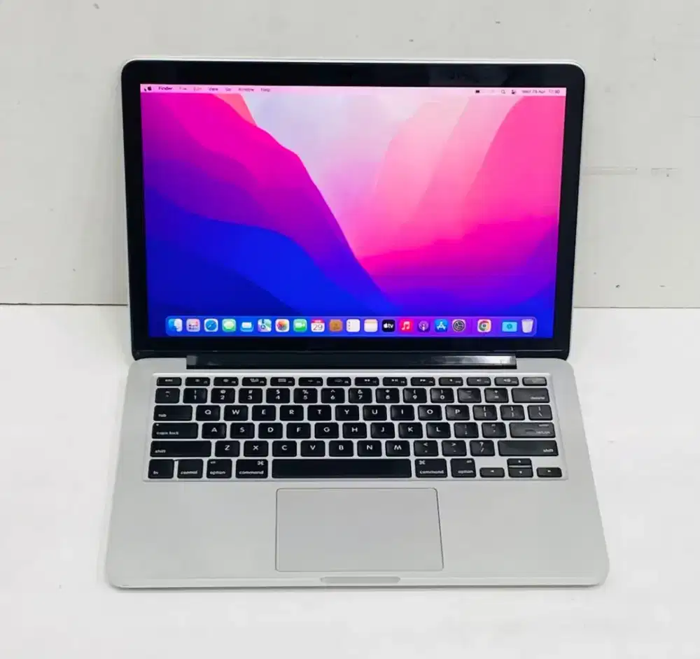 Jual cepat Macbook pro retina 13inch 2015 ram 8gb/128gb
