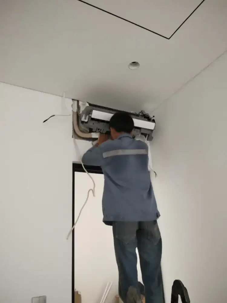 JASA PEMASANGAN DAN SERVICE AC