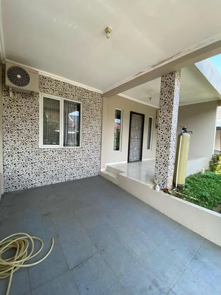 Rumah Dijual Cepat Full Furnished Cluster Meadow Green Lippo Cikarang