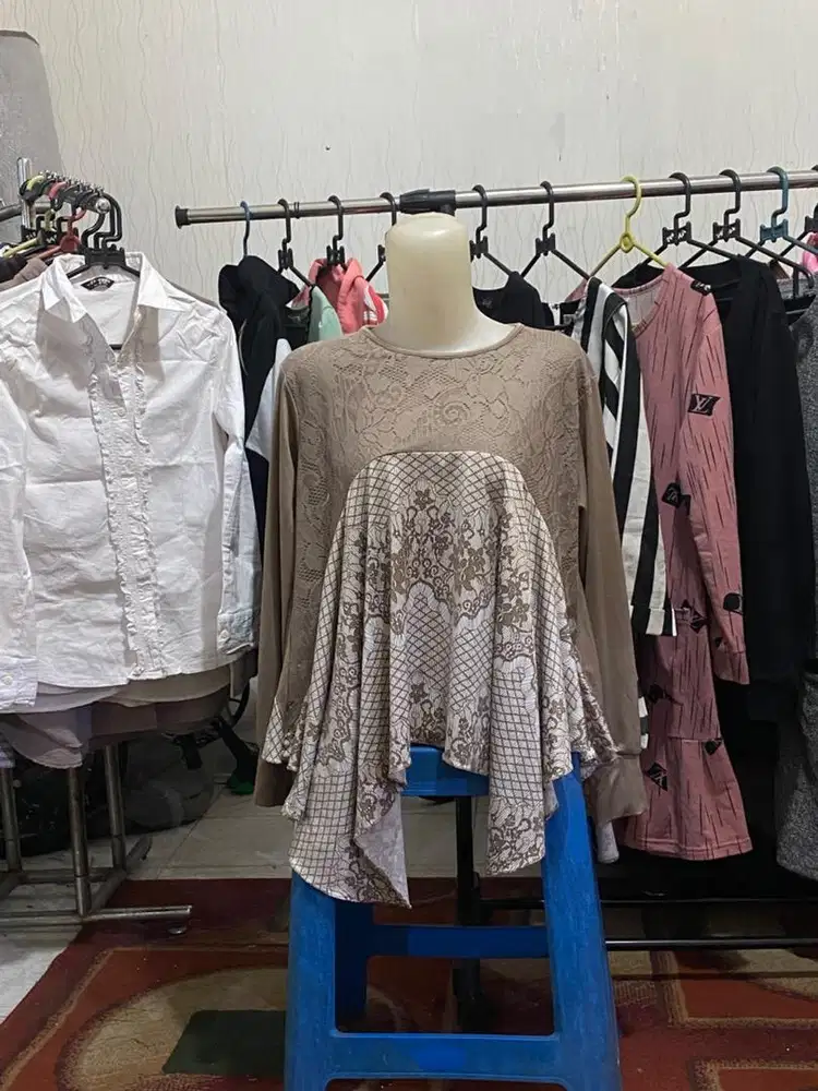 Atasan wanita coklat