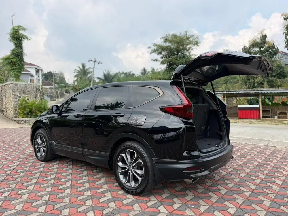 Di jual honda crv turbo prestige sensing warna hitam tahun 2021