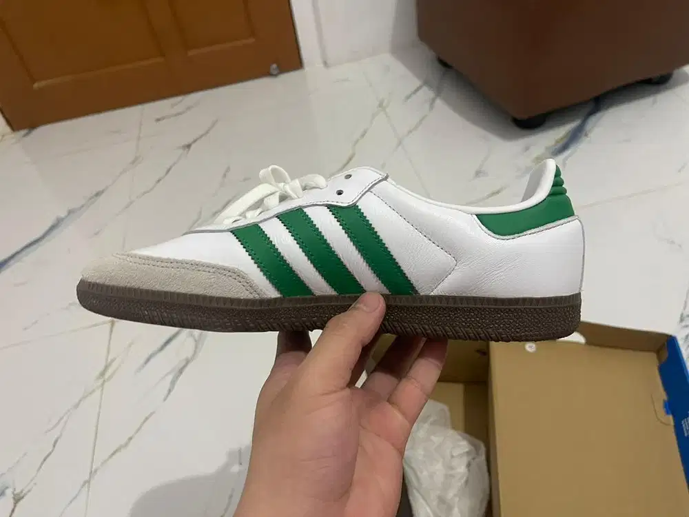 ADIDAS SAMBA QG SIZE 43