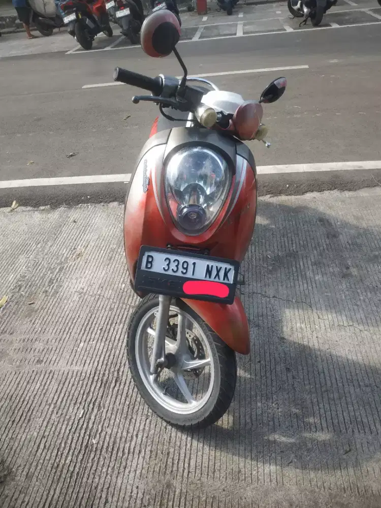 Jual Scoopy karbu THN 2012