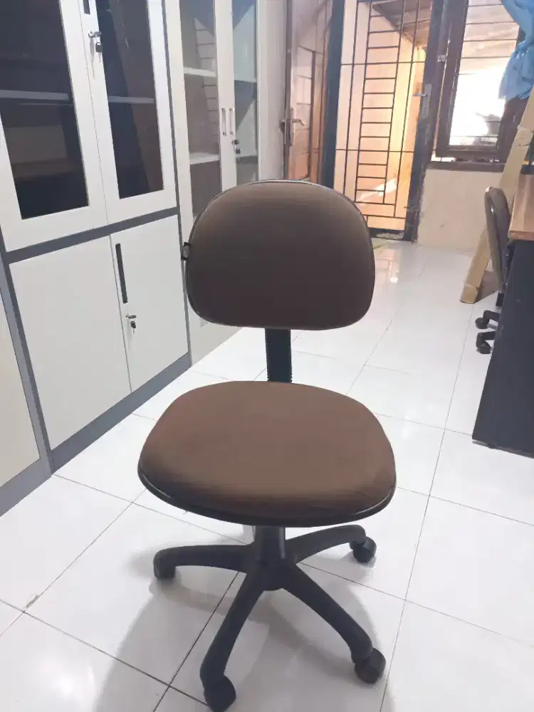 Kursi hydrolik ex kantor murah