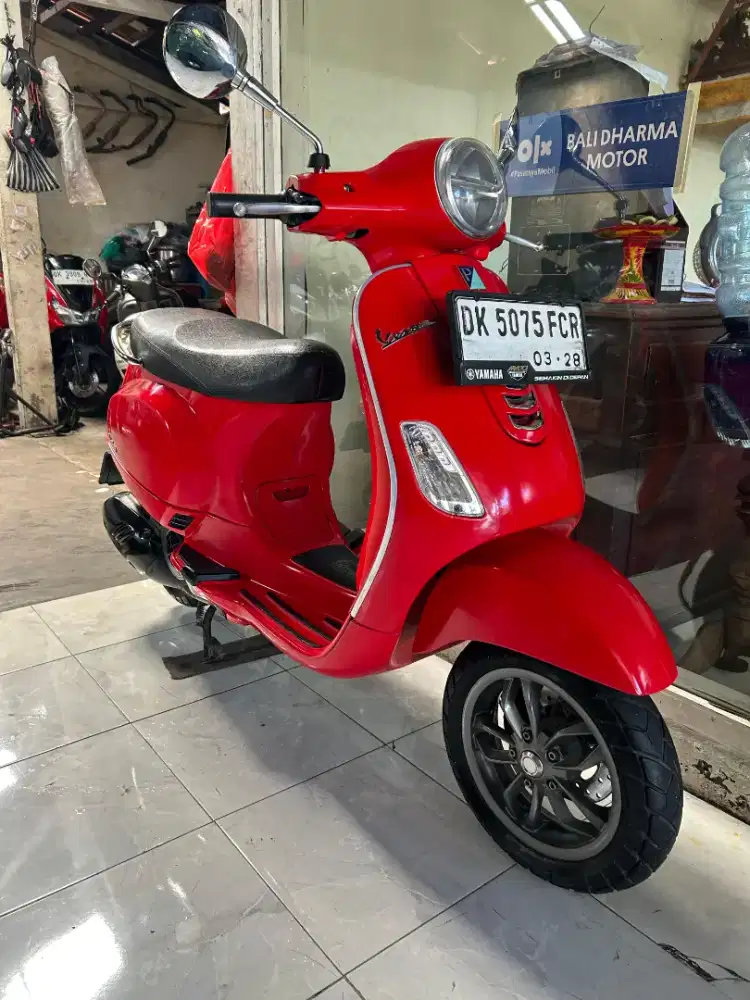 Vesva. LX  125 CC thn 2022 cash Bali dharma motor