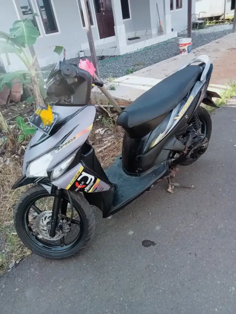 Bismillah jual Honda Vario seadanya mesin sedang aja ss lengkap