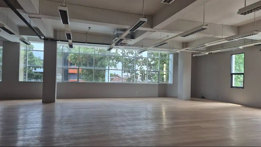 DISEWAKAN RUANG KANTOR - RUANG USAHA - LOKASI STRATEGIS KOTA BANDUNG