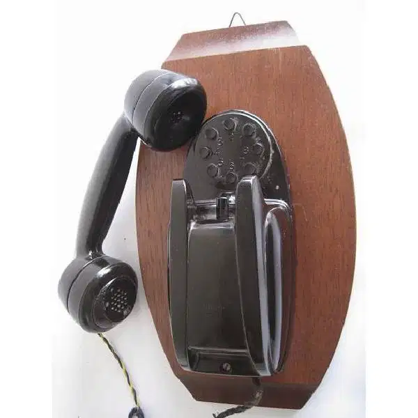 Antik Art deco telephone dinding ERICSSON era kolonial Belanda
