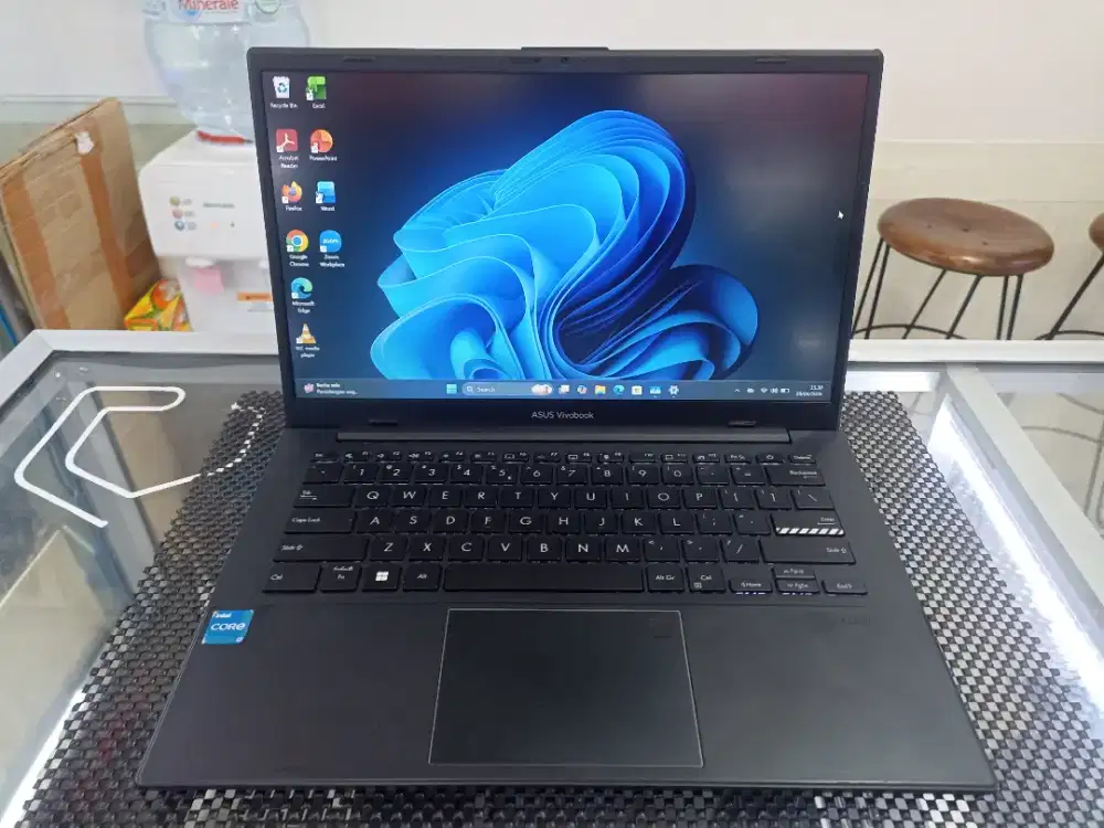 Dijual!! Laptop Asus E1404GA i3-N305 8/512 Normal 100 persen Gan.