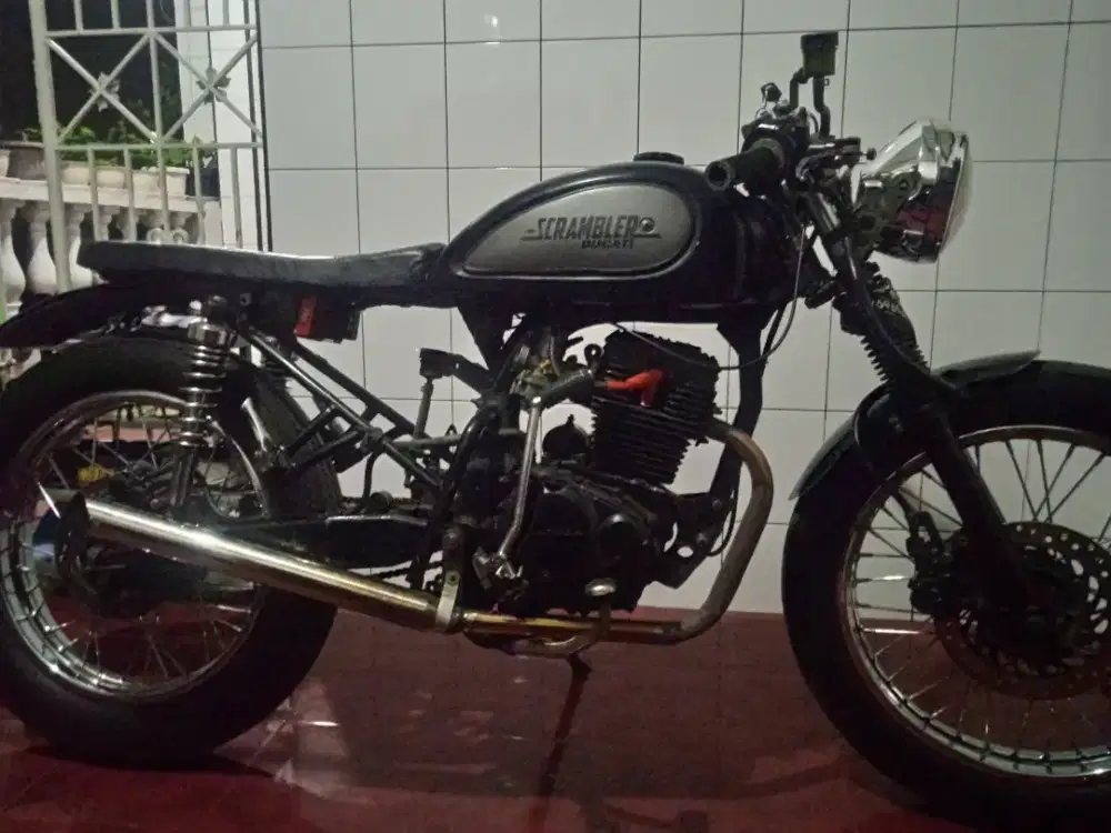 custom caferacer mesin tiger 2000
