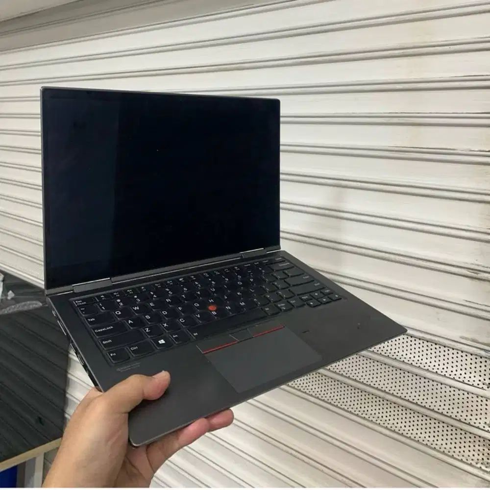 Laptop Lenovo Thinkpad X1 Yoga Core i5 Gen10 Ram 16GB 14inch N-VN