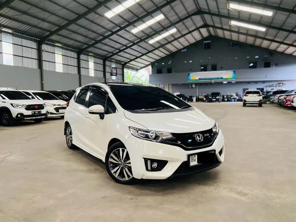 Honda Jazz 1.5 RS CVT 2015 / 2016 AT Matic, Super terawat