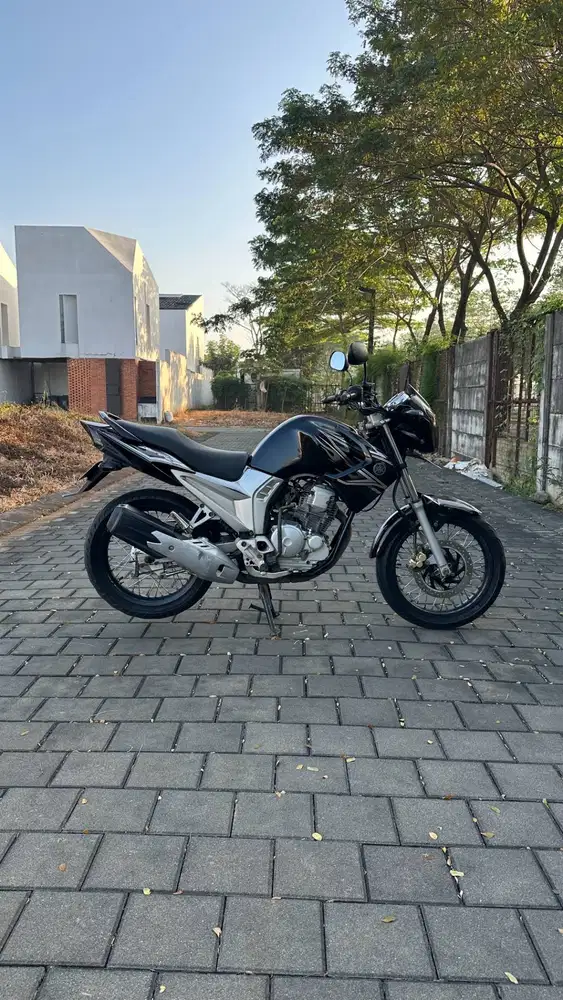 MOTOR YAMAHA SCORPIO 2011