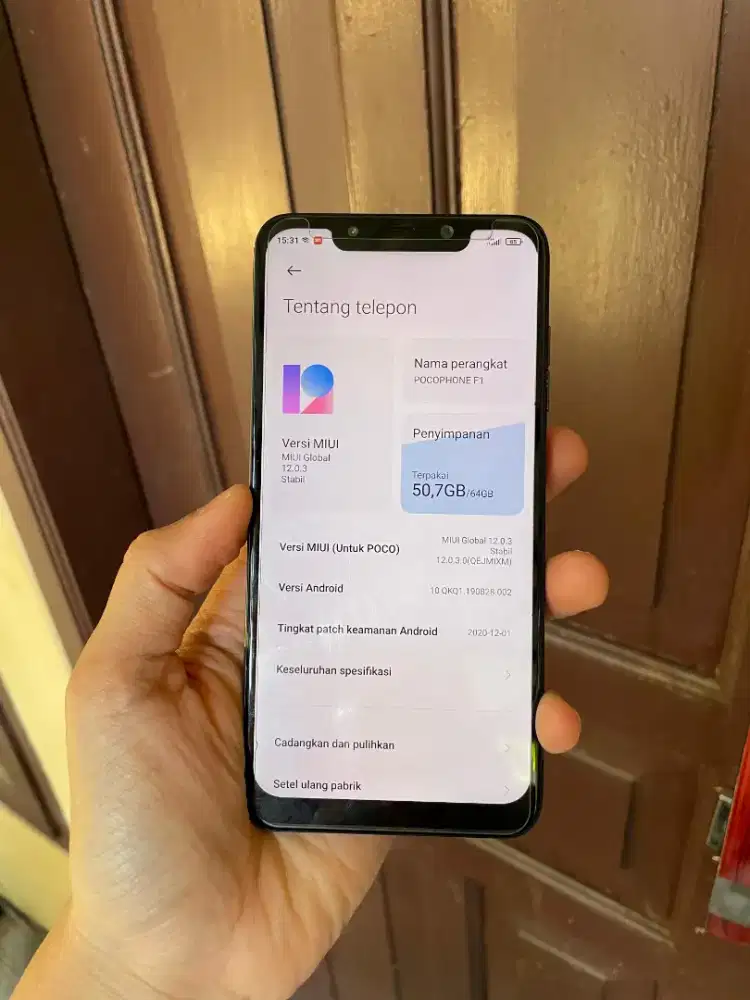 PocoPhone F1 6/64GB mulus