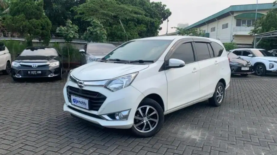 DP RENDAH Daihatsu Sigra 1.2 R Bensin-MT 2019 VMTS