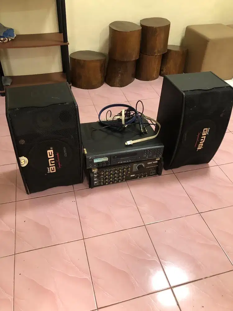 Amplifier, Joyful Media System Karaoke, speaker BMB