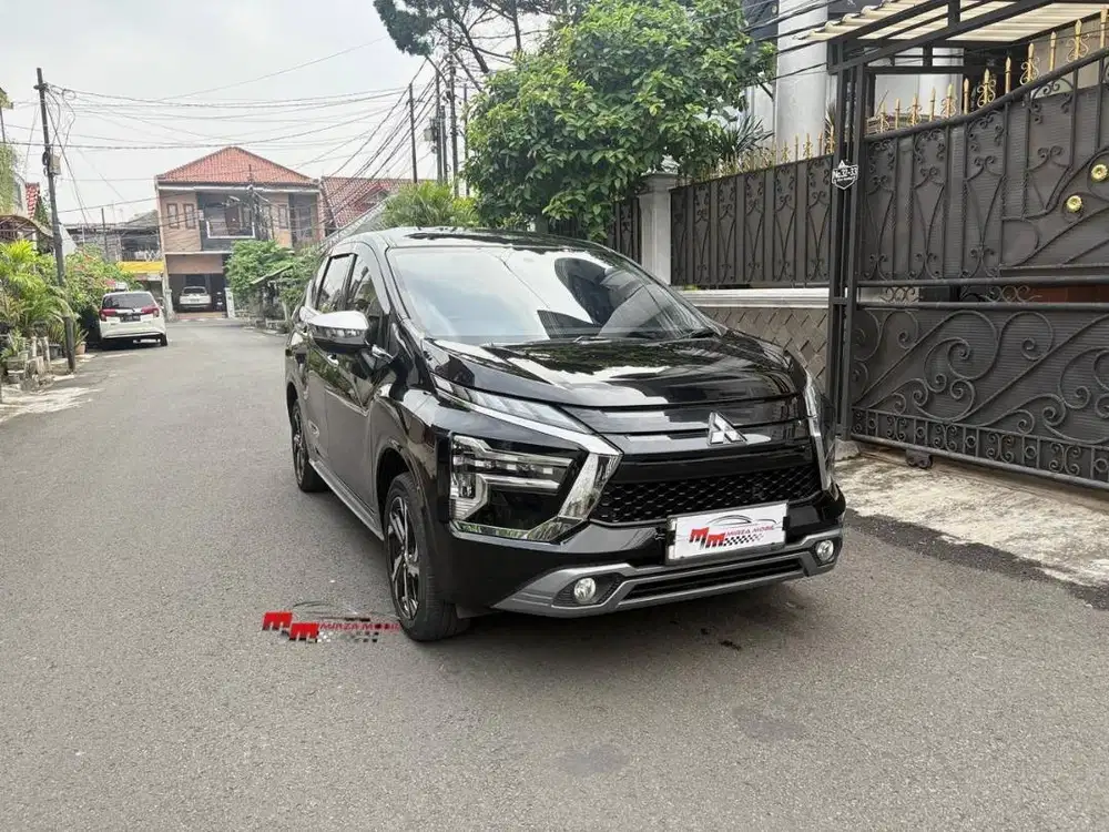 Mitsubishi New Xpander Ultimate 1.5 AT 2023 Hitam