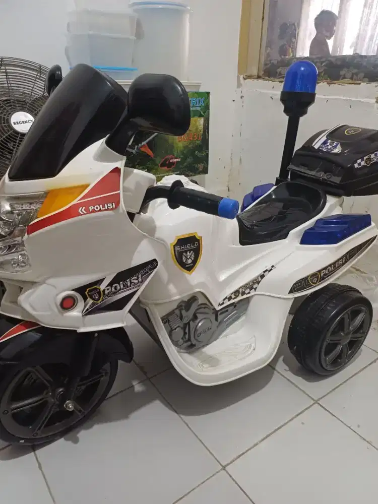 Motor aki mainan anak preloved