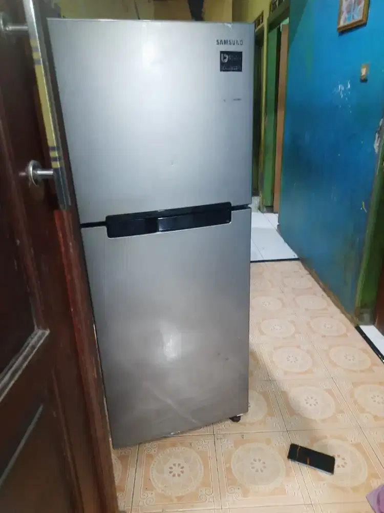 Jual bu kulkas 2 pintu normal no kendala merk SAMSUNG INVERTER
