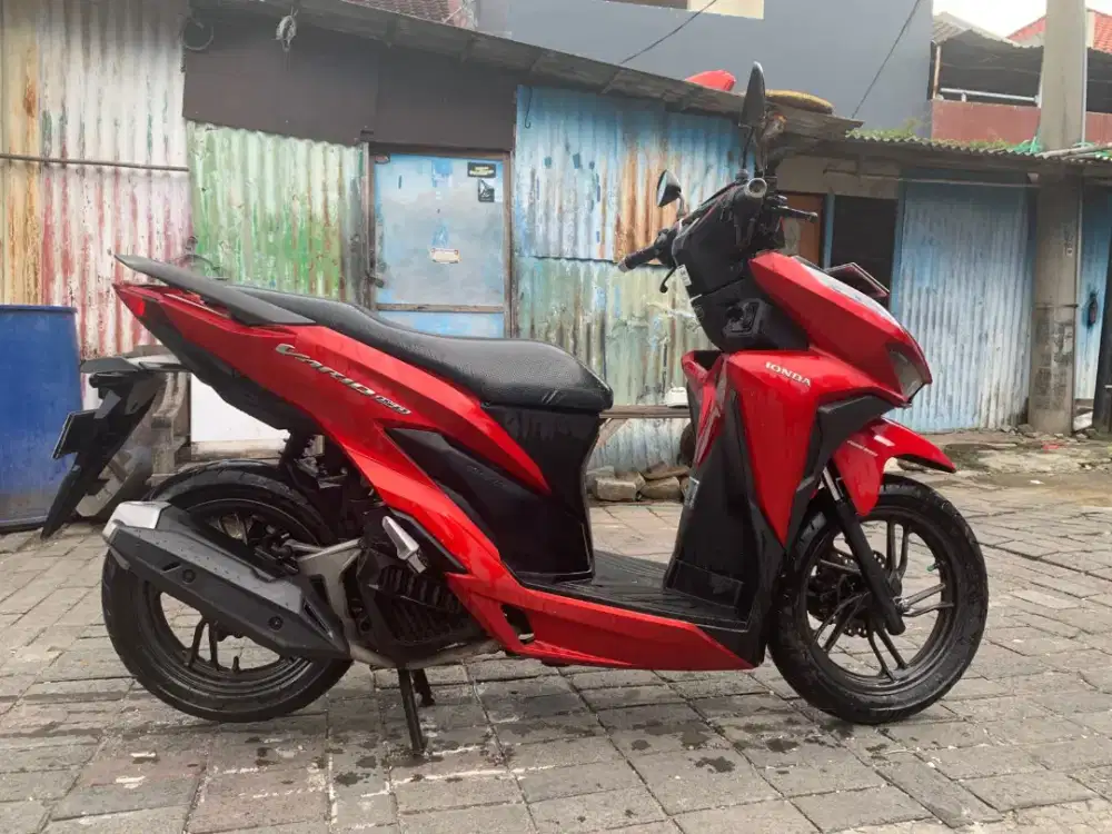 Honda Vario 150 Keyless 2018 - Plat L - Pajak Hidup - Istimewa