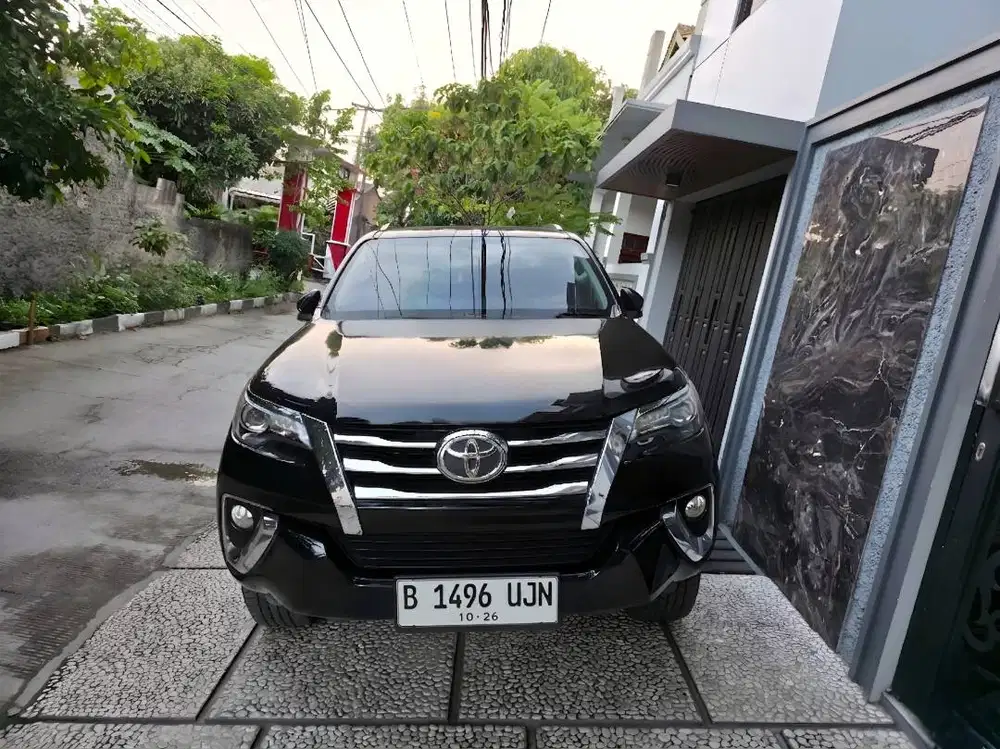 Toyota Fortuner VRZ Diesel Solar Matic AT Tahun 2016 Hitam , 2018