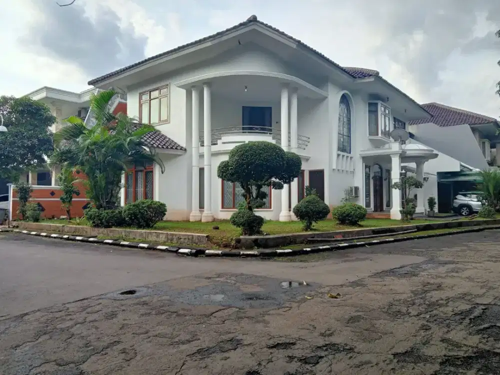 Dijual Rumah Mewah Siap Huni di Kawasan Jaksel RN-18155