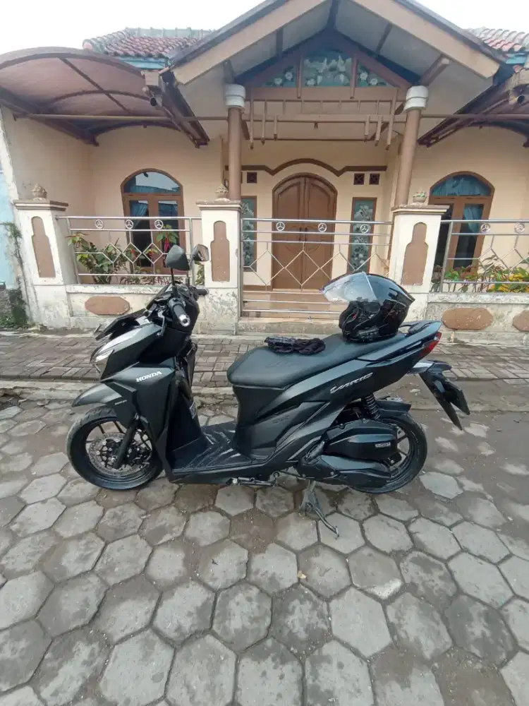 Vario 125 CBS ISS