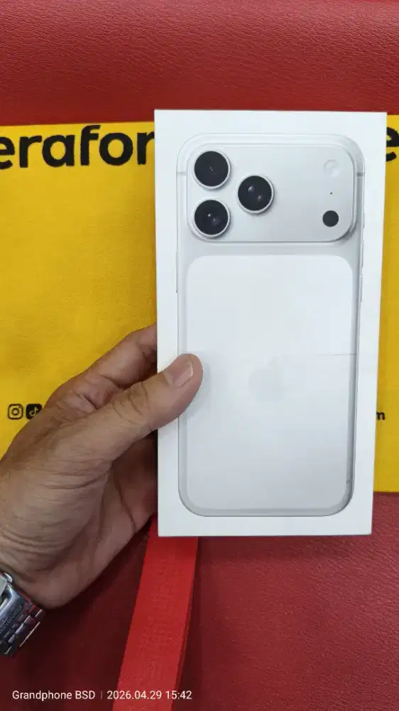 iPhone 17 Pro max 256 iBox