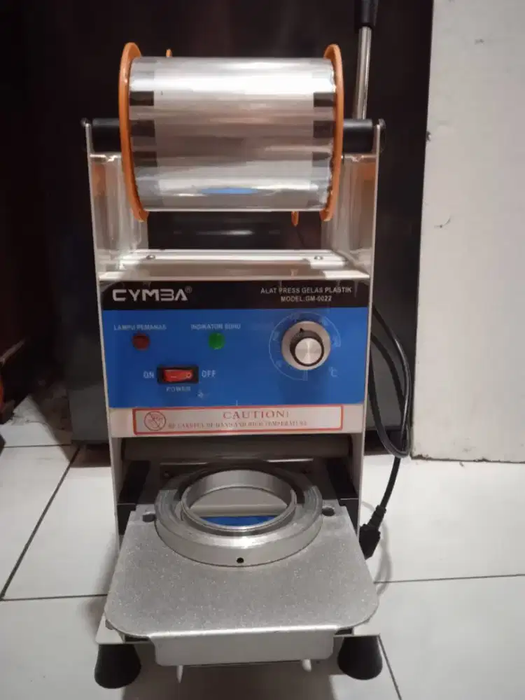 Alat Press Gelas Plastik