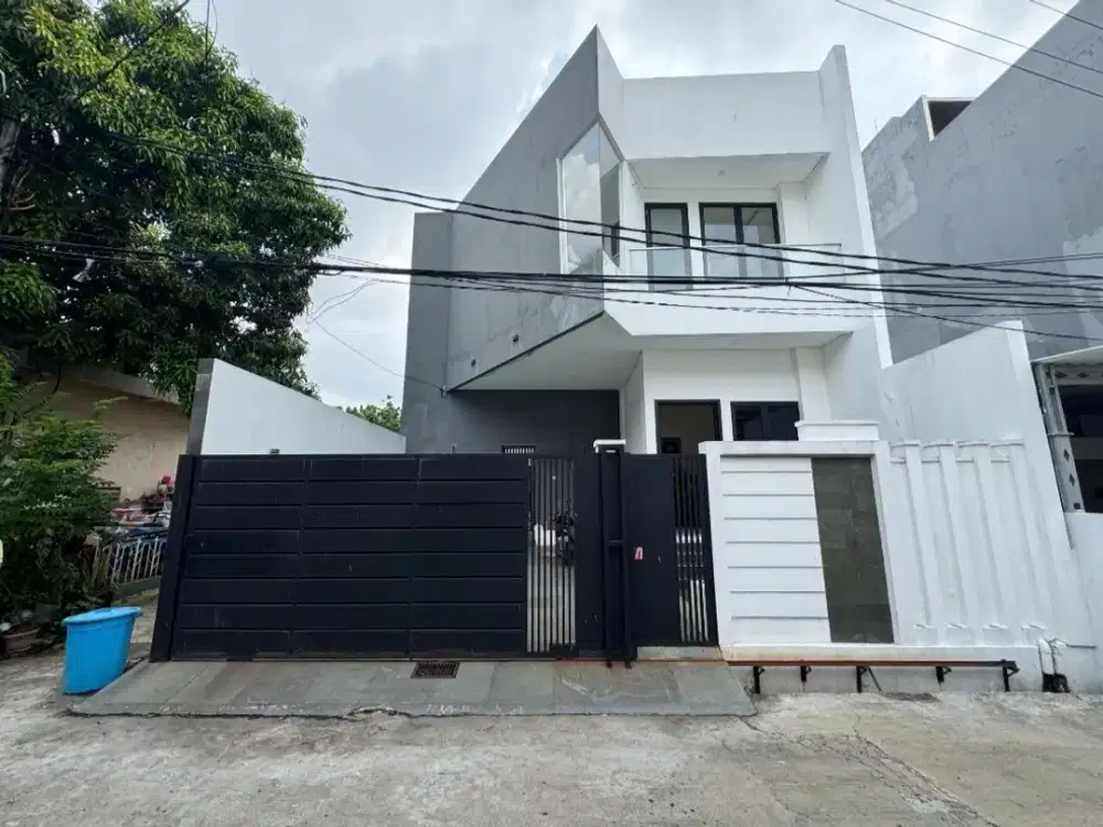Rumah Di Sunter Paradise Tahap 1,Sunter Agung - Bangunan 3 Lantai+Rooftop