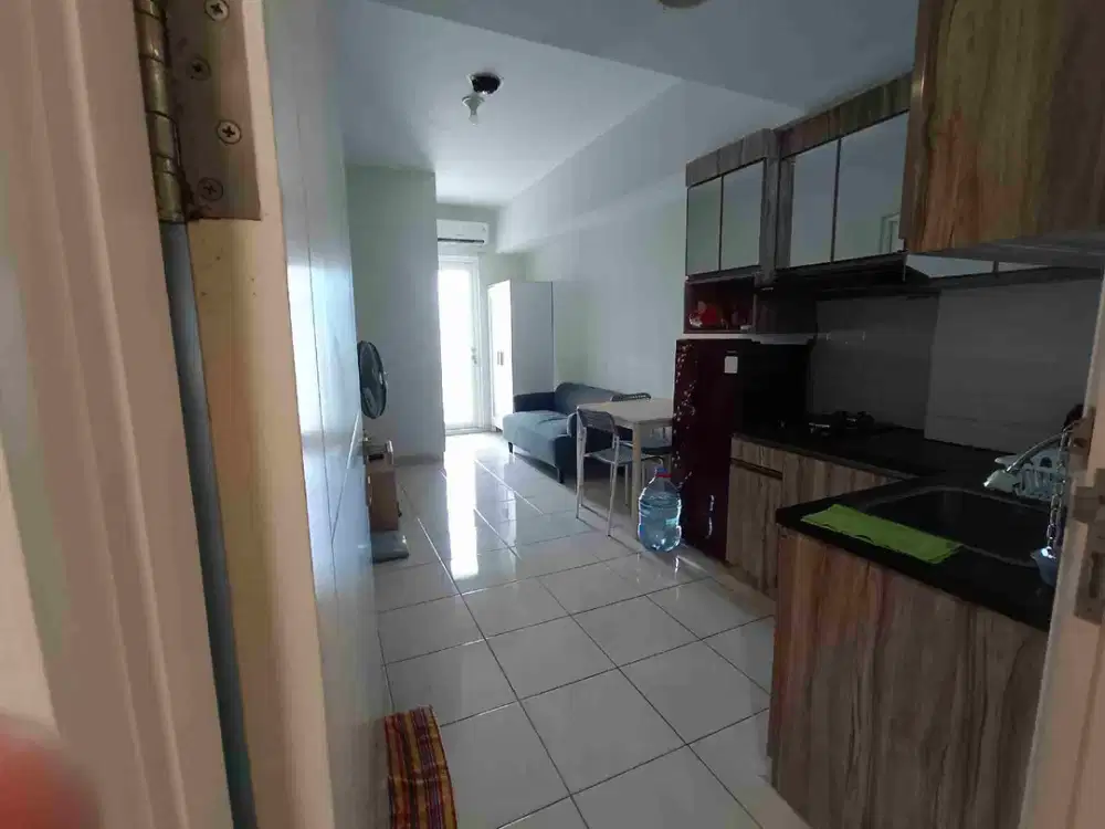 Apartemen 2 KT Lantai Rendah Fully Furnished di Springlake Summarecon Bekasi