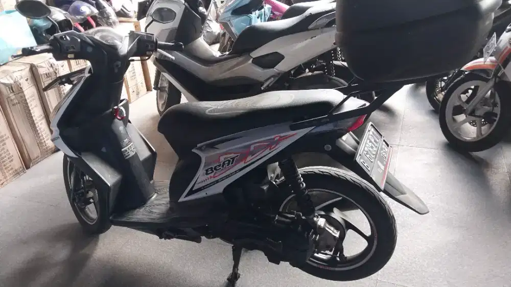 Jual Honda BEAT Karbu 2012