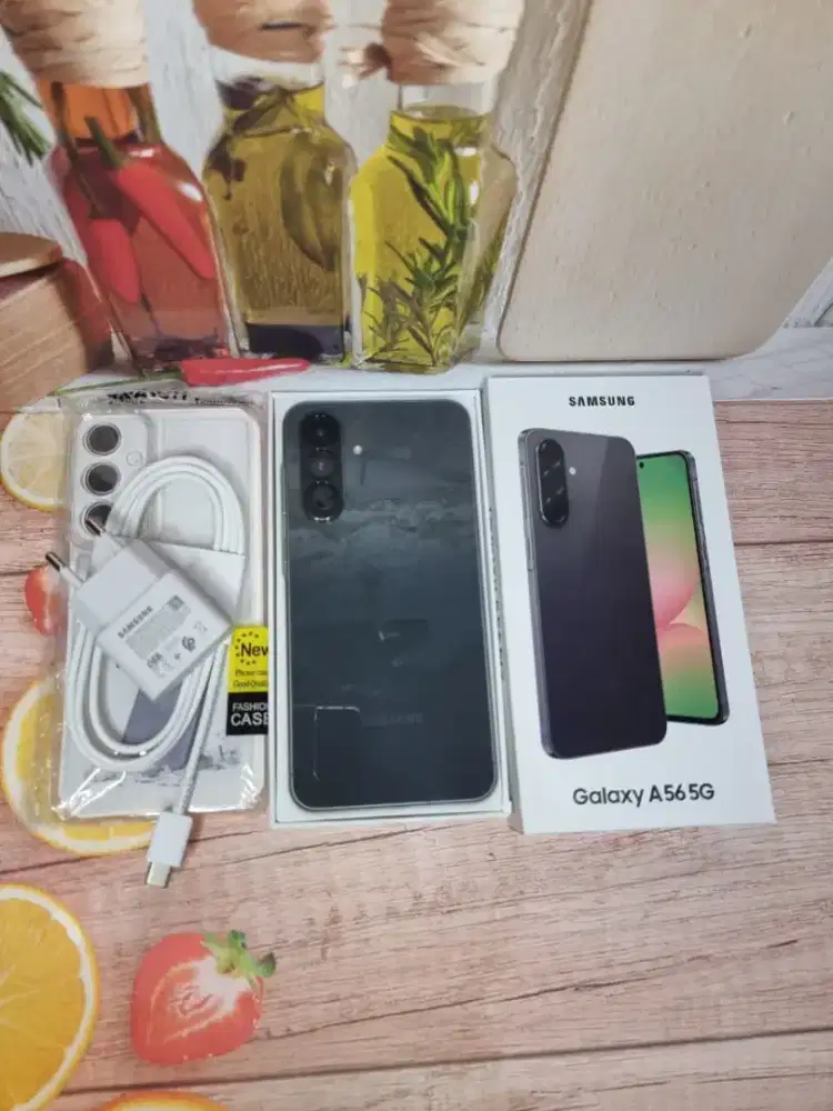 SAMSUNG A56 5g 12/256 mulus grns 02 2027 free adaptor n case